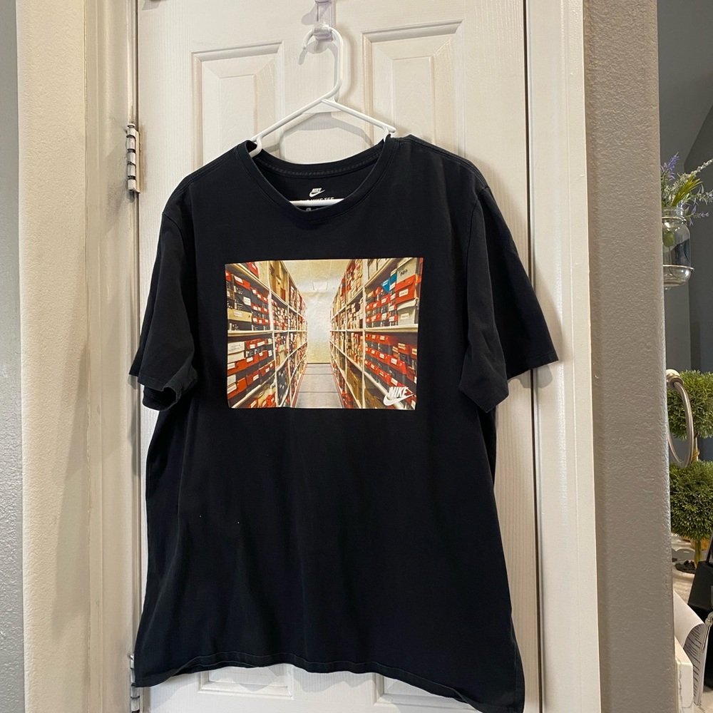Nike Black Graphic T-Shirt